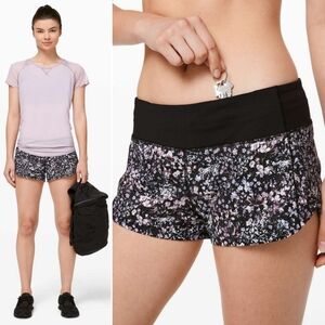 Lululemon Speed Up Short *2.5" in Floral Spritz Multi / Black
